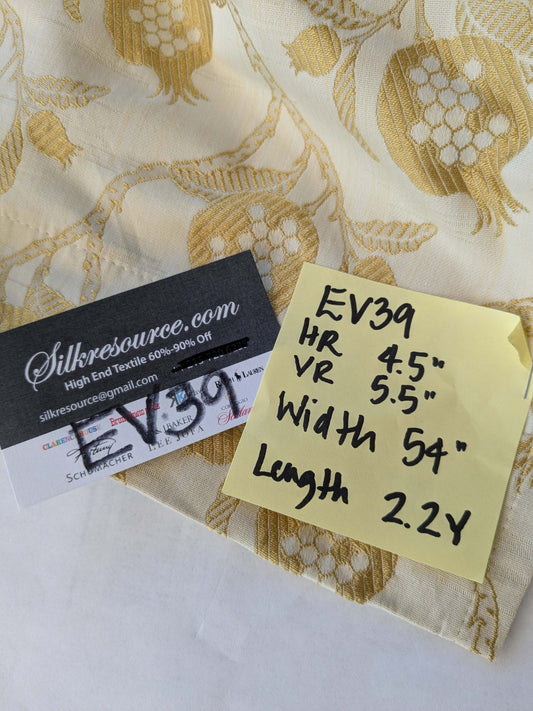 22 EV39 2yards Colony Melograno Coordinato Gold Beige Floral Lampas Fruits Upholstery fabric