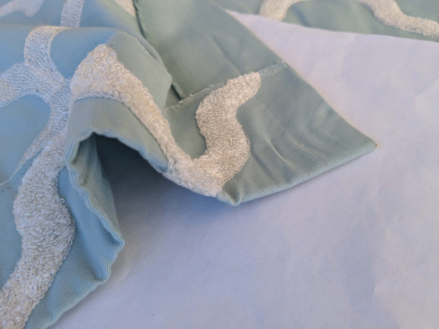 5 EV44 1.2y x 54"w Scalamandre Fonthill Astley Boucle Blue White Cream Diamond Ogee MSRP USD 338/Y