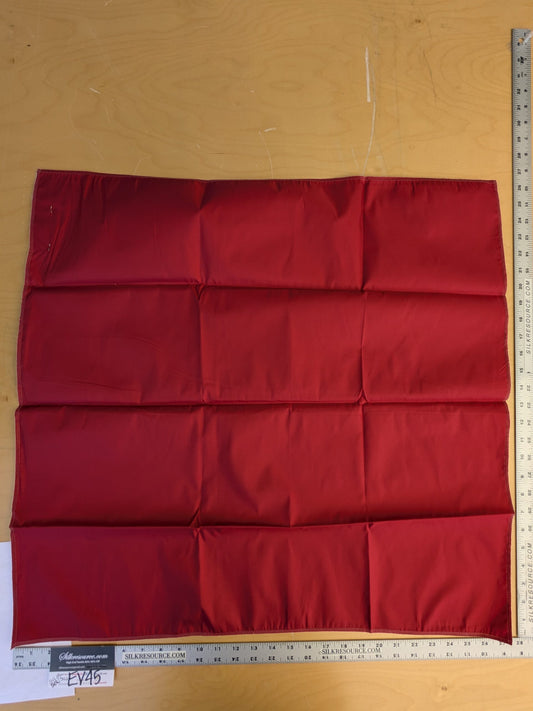 51 EV45 Square Scalamandre Lelievre Paris Psyche Reversible Cardinal Red Polyester Solid Taffeta