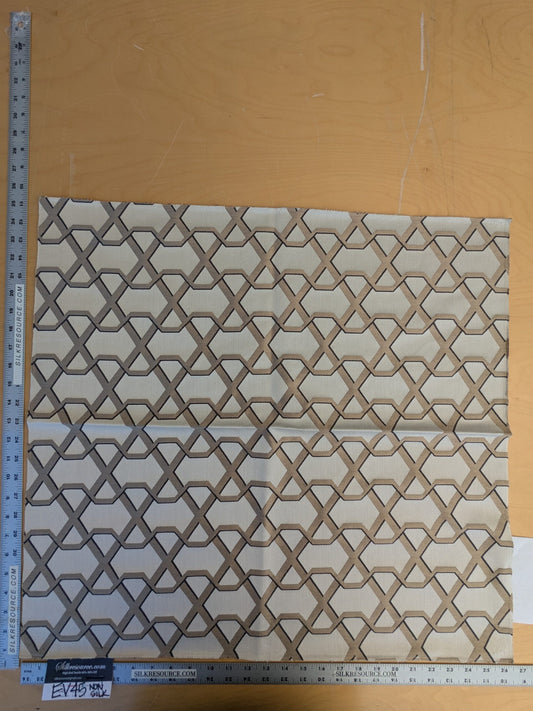 59 EV45 Square Scalamandre Lelievre Ribon Cream White White Beige Jacquard Diamond Ogee Fretwork Lattice Large Jacquard MSRP USD 300+/y