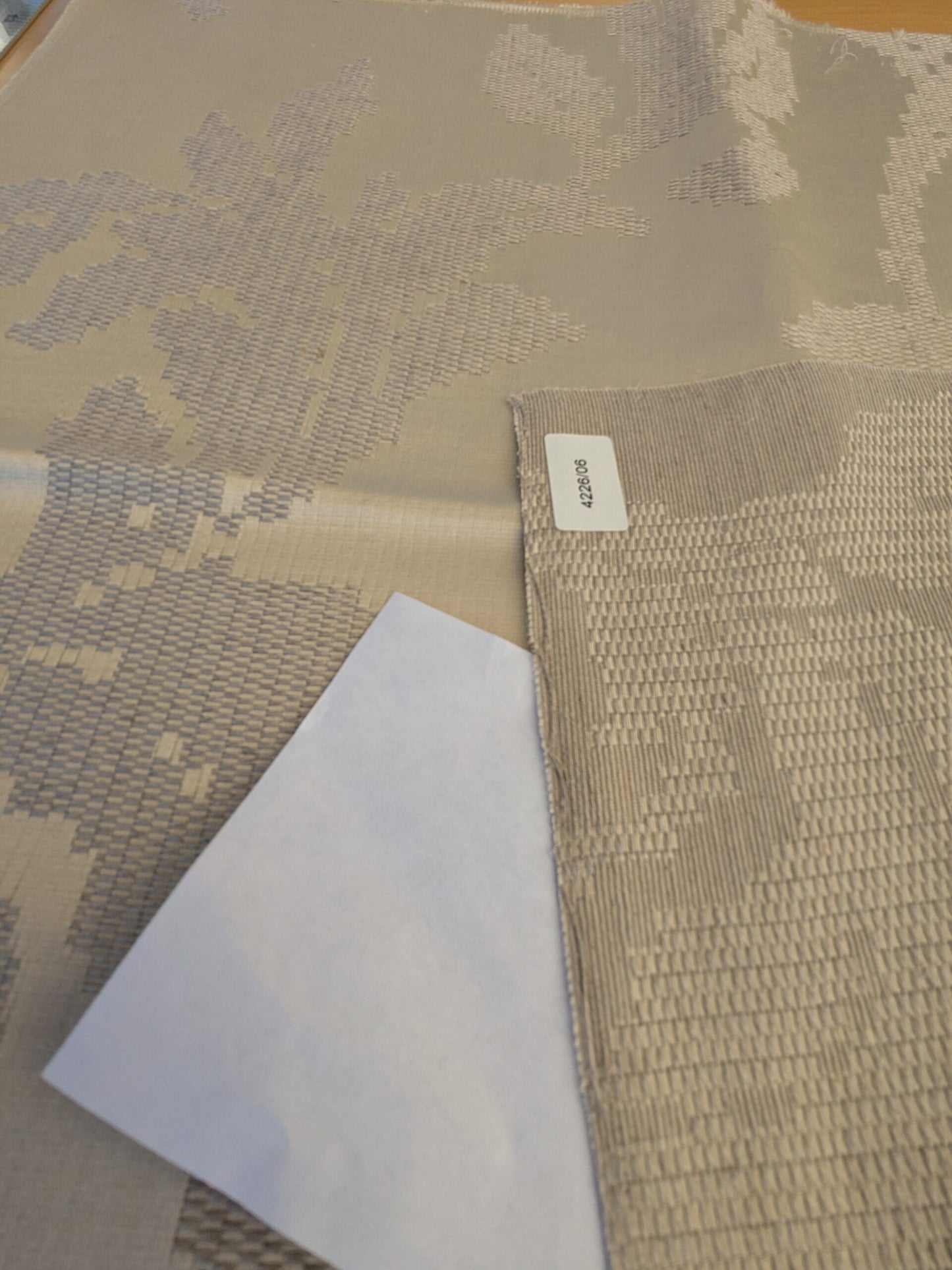 72 EV45 Square Lelievre Scalamandre Asuka Jacquards Cream Abstract Botanical MSRP USD 688/Y