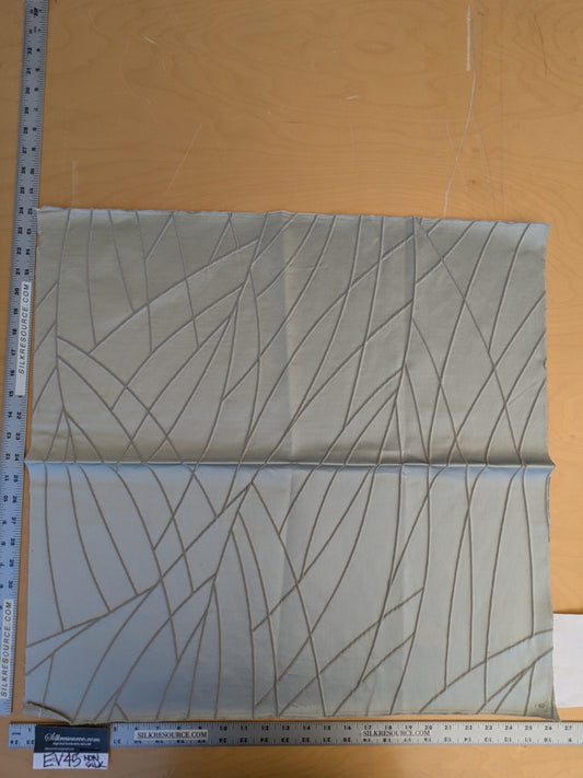 73 EV45 Square Scalamandre Lelievre Paris Reso Gray Jacquard Art Deco Abstract Graphic MSRP USD 626/y