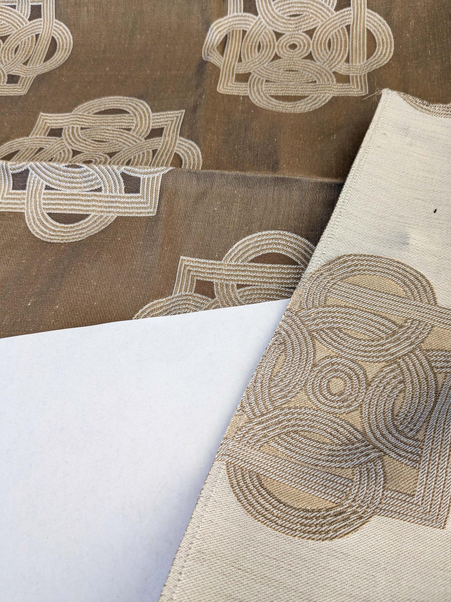 3 EV45 Silk blend Square 29" x 26" Scalamandre Old World Weaver Lockette Mocha Brown White Geometric Medallion Brown Small Jacquard