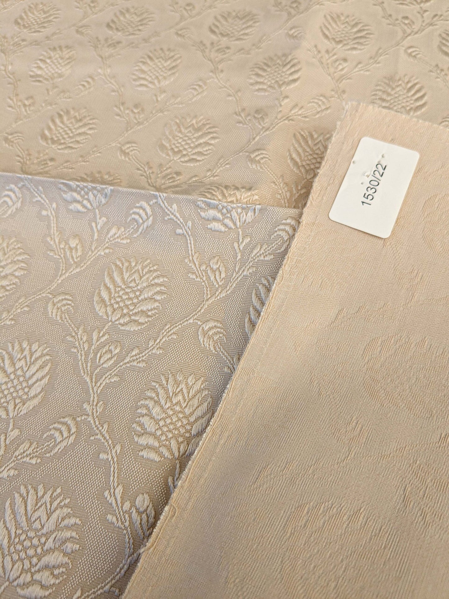 7 EV45 Silk Square 24" x 25" Tassinari and Chatel Pommes Beige Cream Botanical Foliage Historic MSRP USD976/y