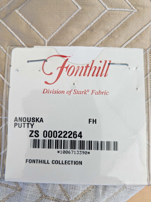 25 EV45 Silk Blend Square 26" x 26" Scalamandre Fonthill Anouska Putty Brown Diamond Ogee Matelasse MSRP USD 554/y