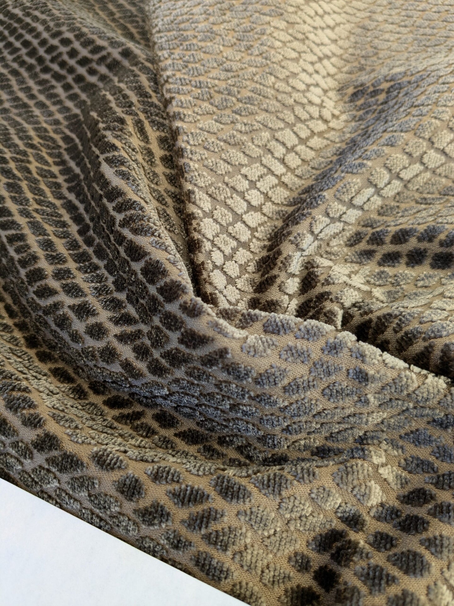 12 EV46 Velvet Square Scalamandre Iguana Brown Small Scale Silk Cotton Jacquard Velvet MSRP USD800+/y