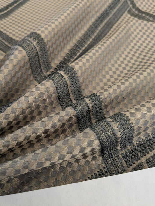 24 EV47 Square Silk Blend Scalamandre Houles Paris Cordoue Gray Diamond Geometric Jacquard 25"x25" Tape Stain