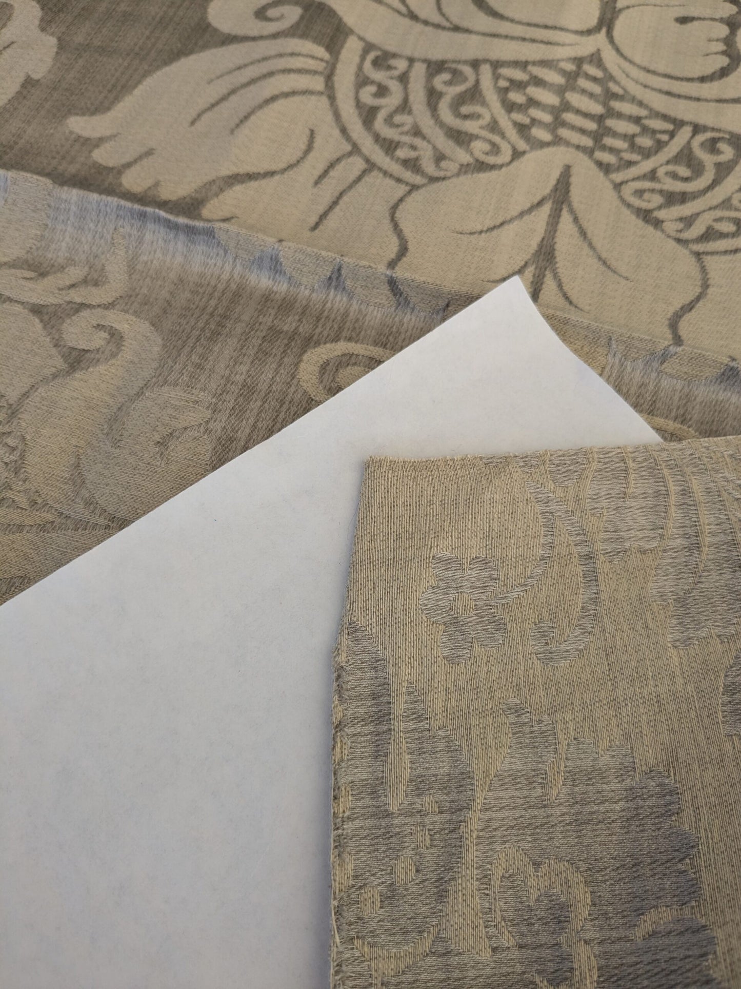 90 EV47 Square Lelievre Paris Grambois Argent Gray Damask Renaissance Gray Historic MSRP USD712/y