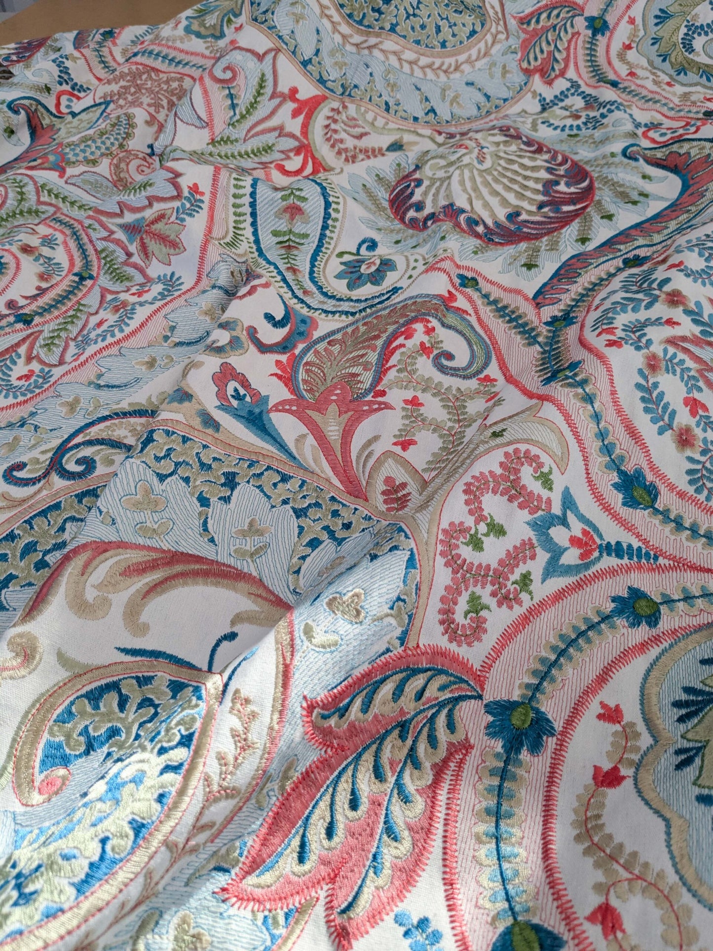 2.4y x 51" Scalamandre Malabar Paisley Embroidery Blue Pink White Rich Spring Colors MSRP USD 620/y Piece A 23-Ev49
