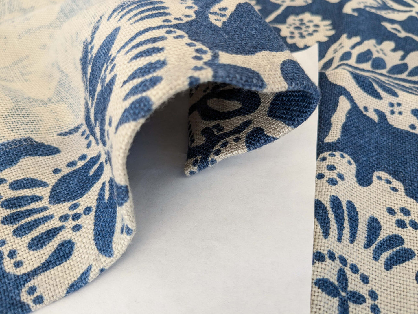 1.2y x 53"w Scalamandre Calais Linen Print Indigo Blue White Mediterrinan Pomegranite Block Print Heavy Linen MSRP USD300+/y 29-Ev49