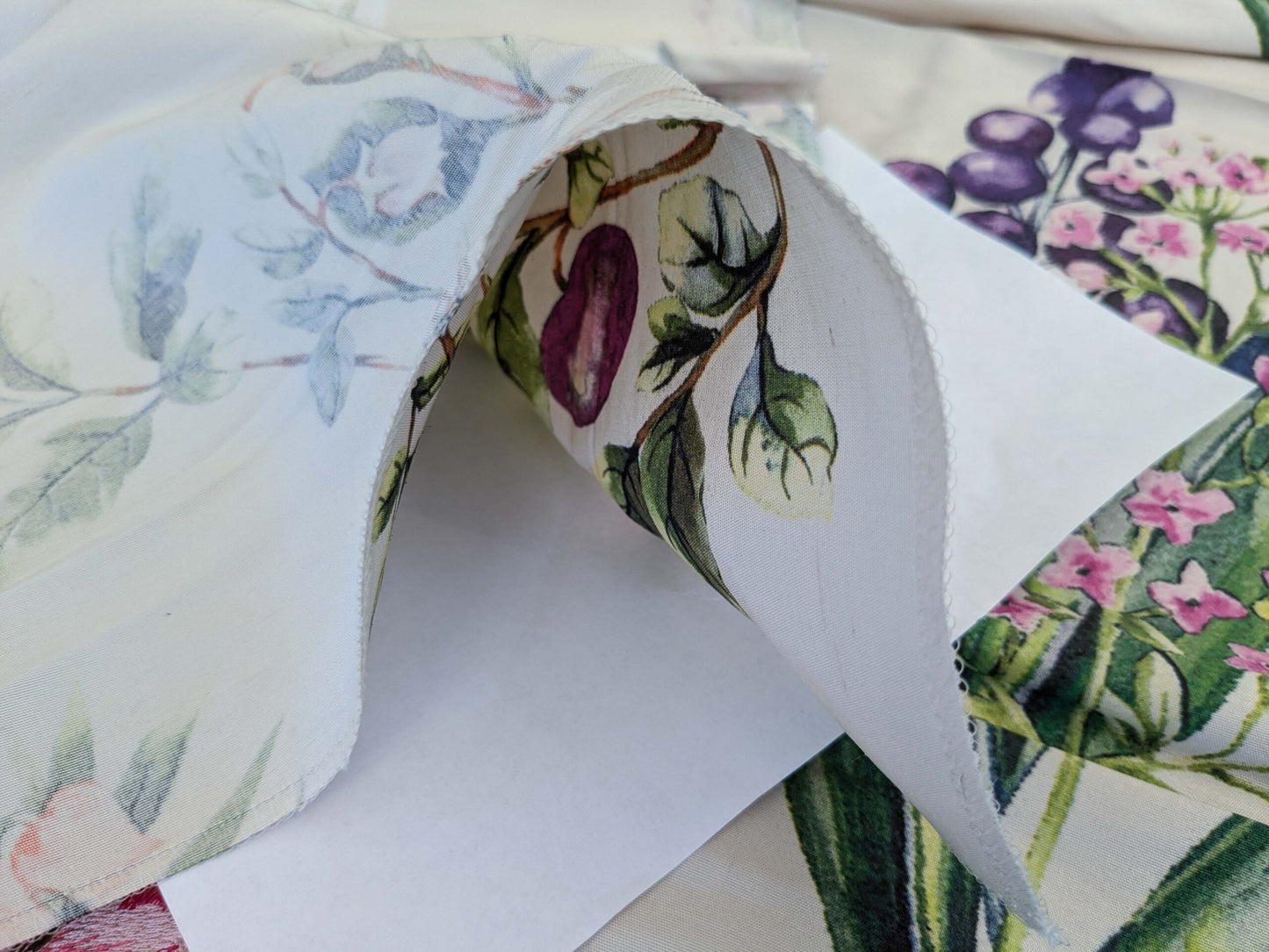 15 EV50 35" x 27" Scalamandre Square Silk Flower Market Petals Floral Print Embroidery Pink Red Purple Green MSRP USD 512/y