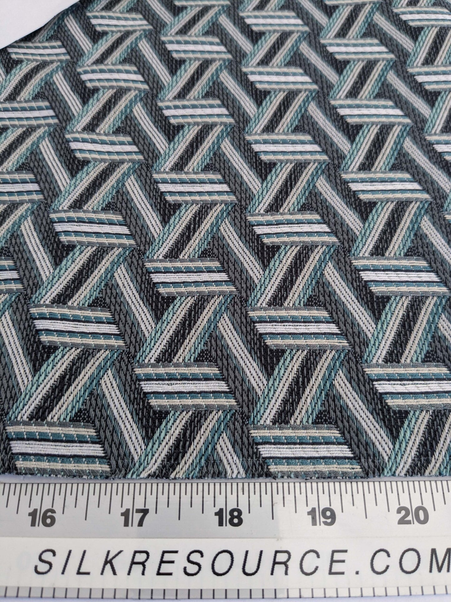 32 EV50 26" x 27" Scalamandre Lelievre Paris Tribu Lichen Large Jacquard Black Gray Polyester Geometric Graphic MSRP USD576/y