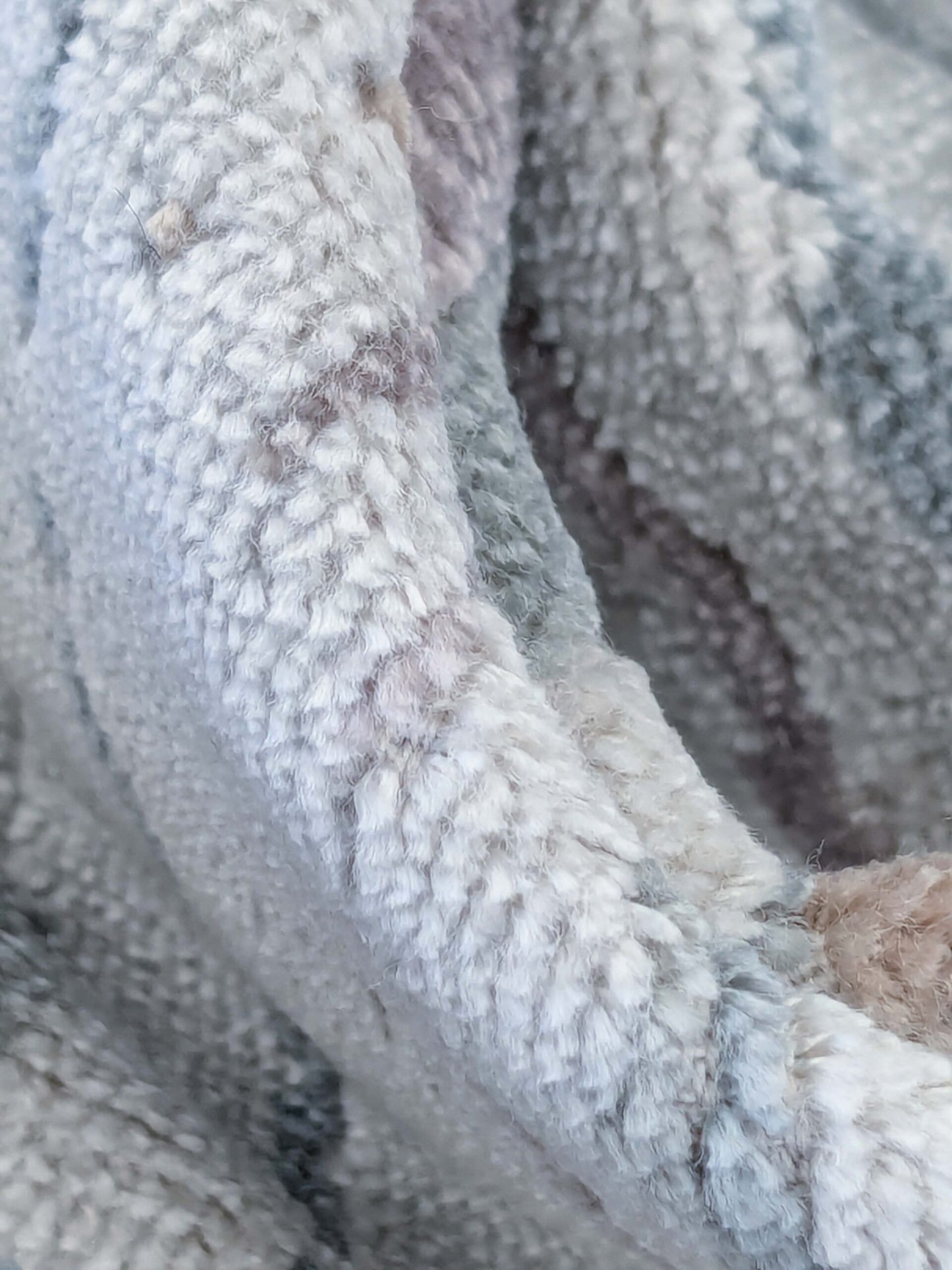 53 EV50 26" x 27" Scalamandre Old World Weavers Spazio Stone Gray Velvet Abstract Gray