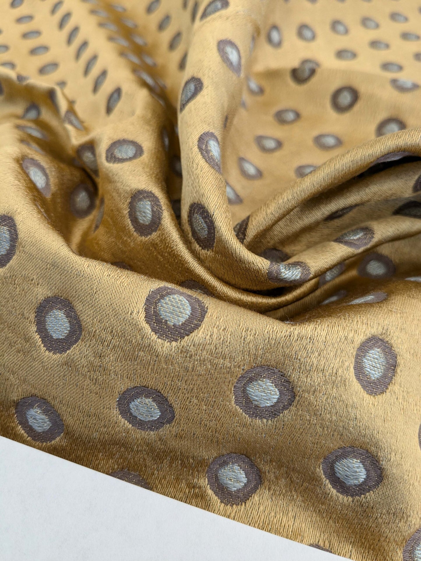 79 EV50 26" x 27" Square Scalamandre Lelievre Paris Pelligrina Or Yellow Gray Blue Dot Circle Small Scale MSRP USD 300+/y