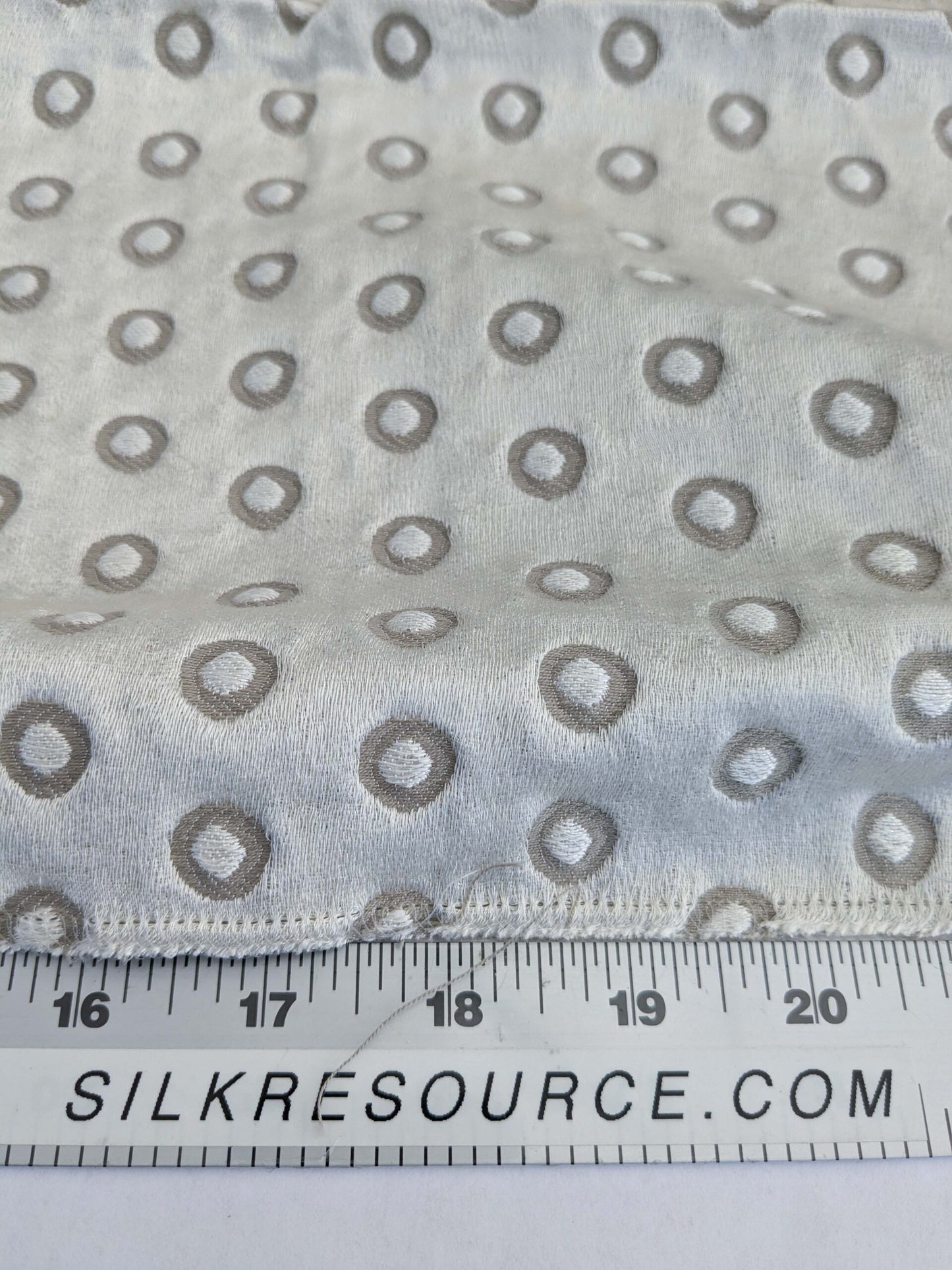 83 EV50 24" x 26" Square Scalamandre Lelievre Paris Pelligrina Lys Cream White Dot Circle Small Scale MSRP USD 300+/y