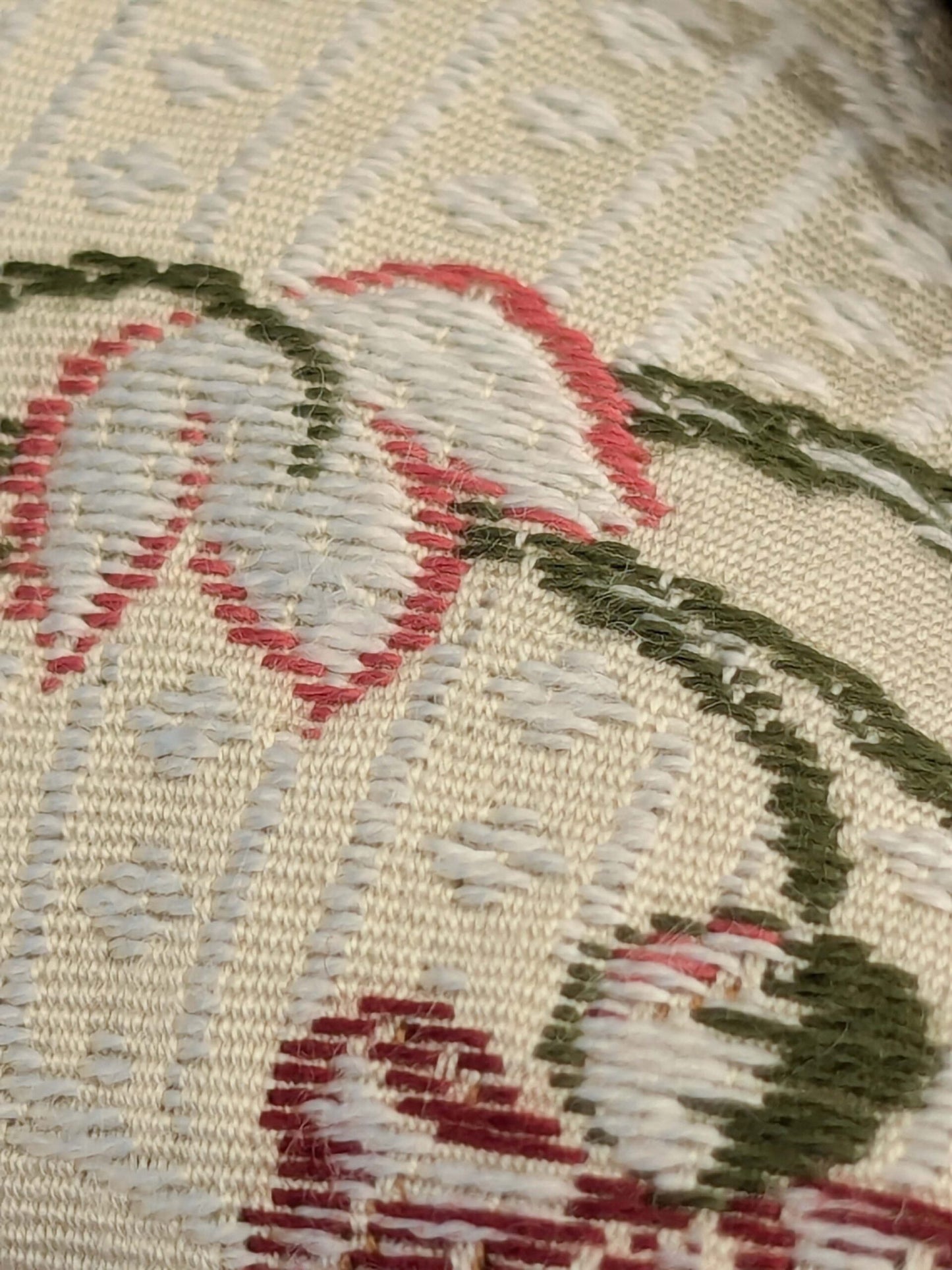 118 EV50 25" x 26" Square Scalamandre Old World Weavers Ancenis Rose Floral Botanical Beige Viscose