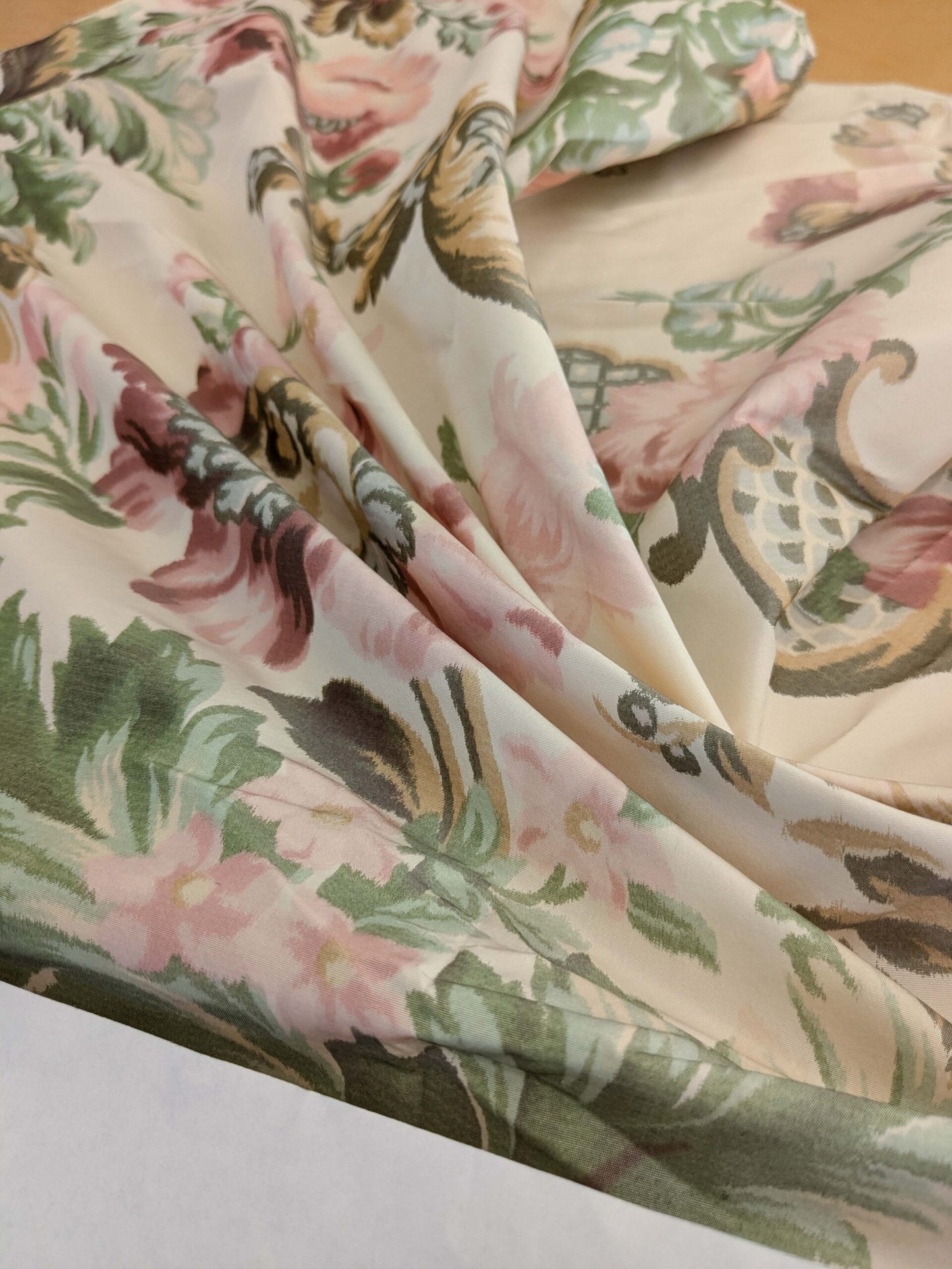 119 EV50 25" x 26" Square Scalamandre Lelievre Paris Versailles Multi on Creme Warp Silk Floral Print Historic MSRP US 1200+