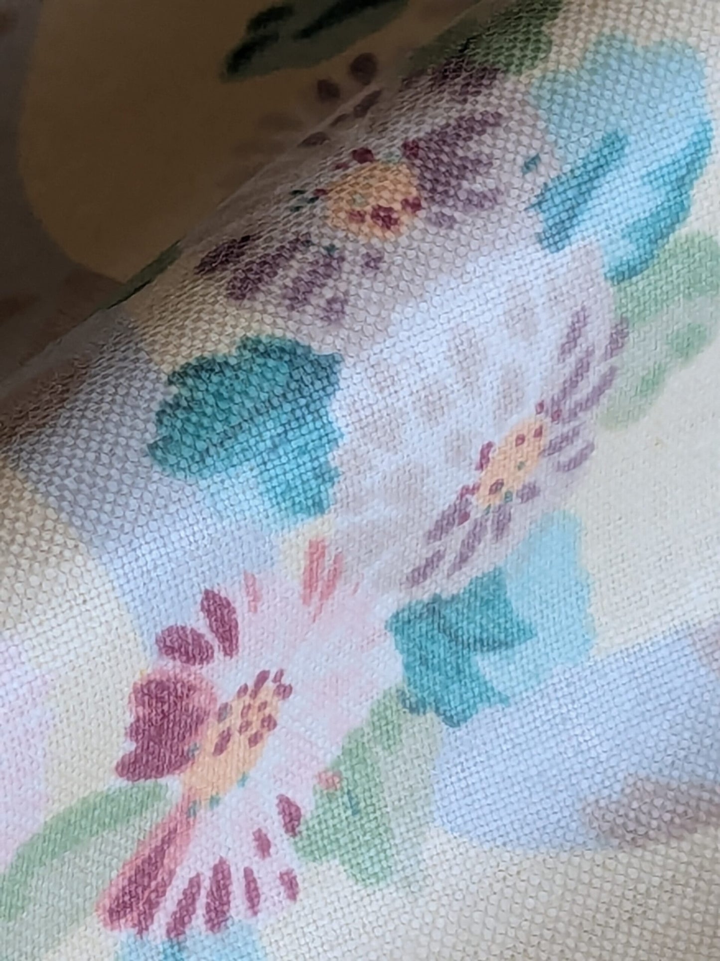 Scalamandre Old World Weavers Montpelier Chintz with Border Ecru Salmon Pink on Pale Butter Rose Garland and Ribbons Elizabeth British Chintz