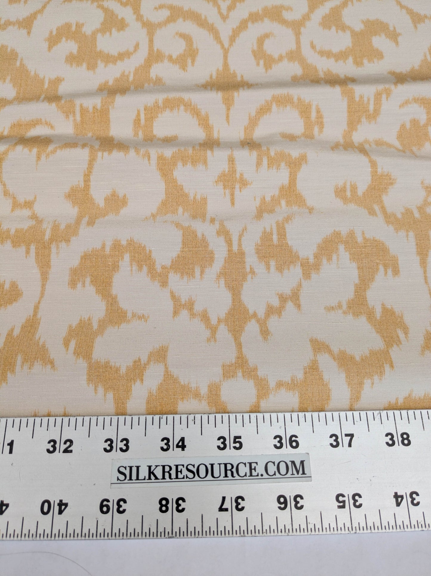 Scalamandre Swirl Yellow White Scroll Damask Ikat Linen Silk Refreshing MSRP USD 372/y