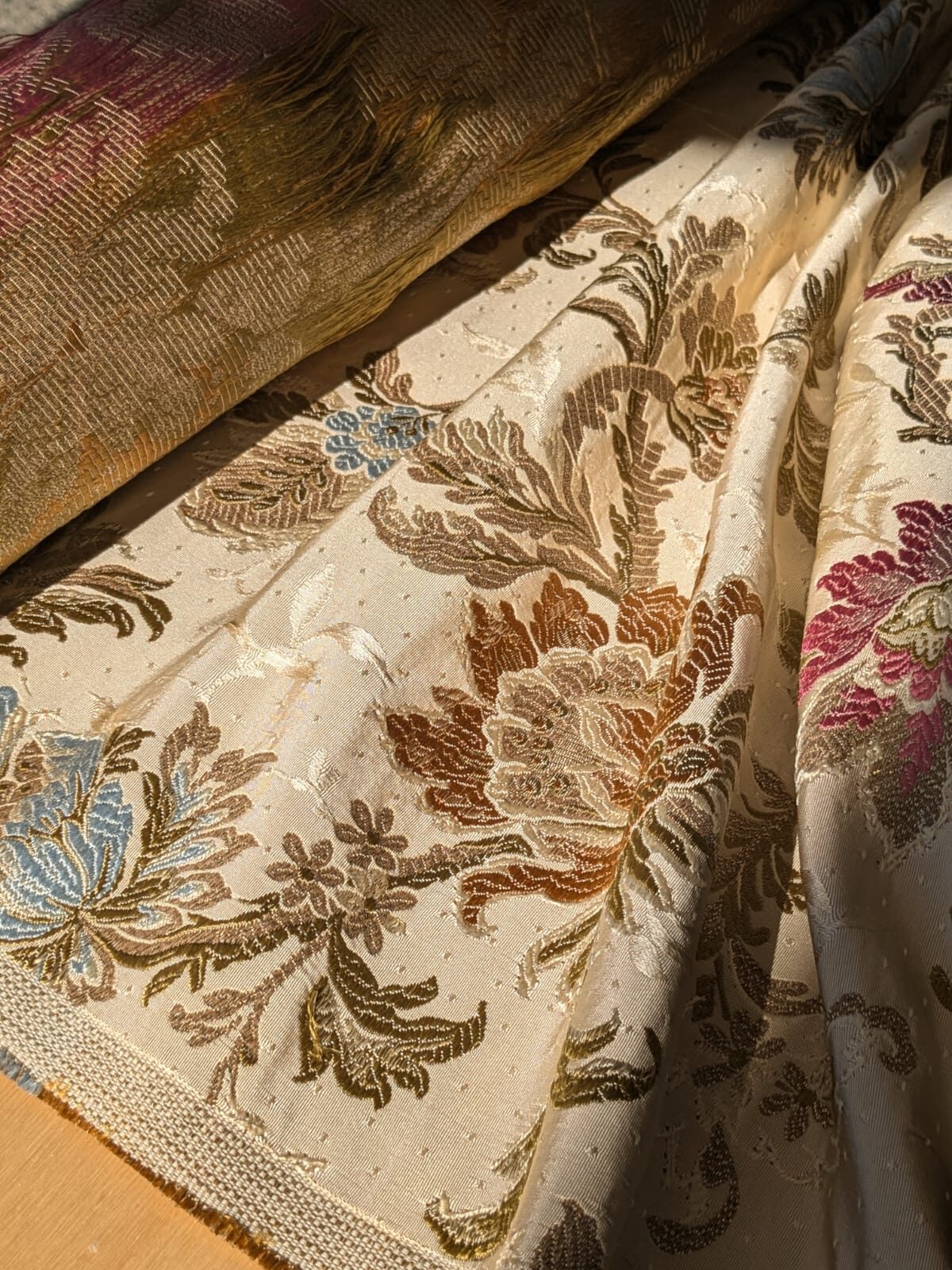 Scalamandre Old World Weavers Allegra Lampas II Candlelight Cream White Brown Blue Pink Silk Heavy- By The Yard- MSRP USD 796/Y!