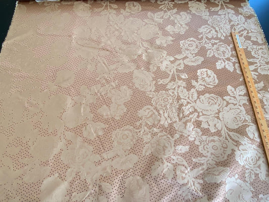 Lee Jofa Eliza - Nutmeg Copper Gold Rose