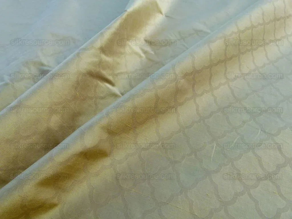 Scalamandre Bangalore Inca Gold 100% Silk Fish Scale Ocean Wave MSRP USD 148/Y