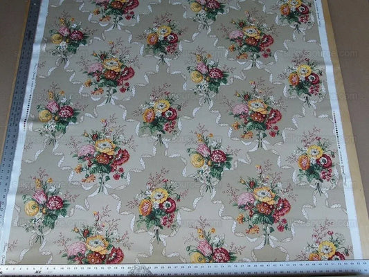 9y Scalamandre Penzance Multi/beige Bouquet Floral MSRP USD 360/Y