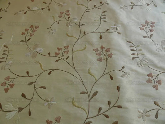 by yard Kravet Coutour 100%silk Sinensis Floral Cream White MSRP USD 284/y