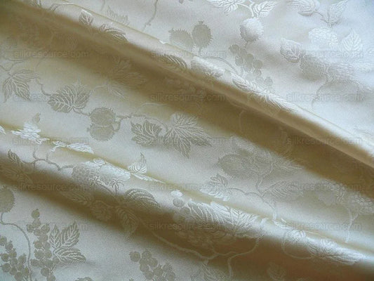 100%SILK DAMASK SUMMER BERRY "ALMOND" ECRU