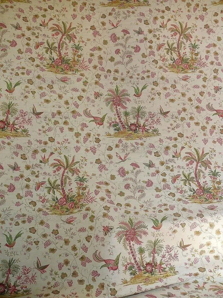 Lee Jofa Martinique Prin.red & Green Chino Bird Linen Print Pink