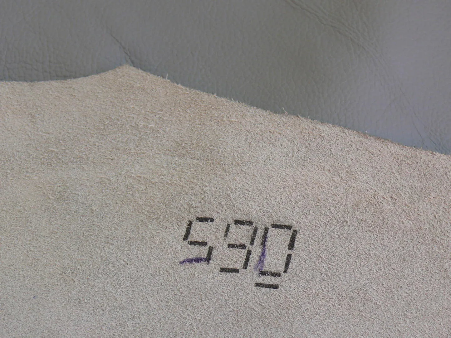 Hiend Italian Leather! 59 Square Feet Grey Leather Cow Hide 590