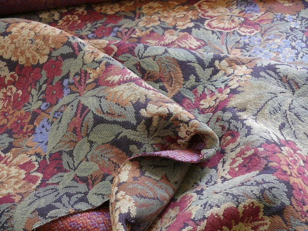 Chaumont Tapesttry Boysenberry French Flower Tapestry Cotton MSRP USD 298/Y