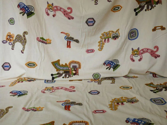 CLARENCE HOUSE ANIMAL CREWEL WOOL ON COTTON PRIMATIVO BTY