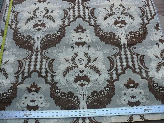 2Y SCALAMANDRE LACERTA DAMASK CUT VELVET CHOCOLATE CREAM MSRP512