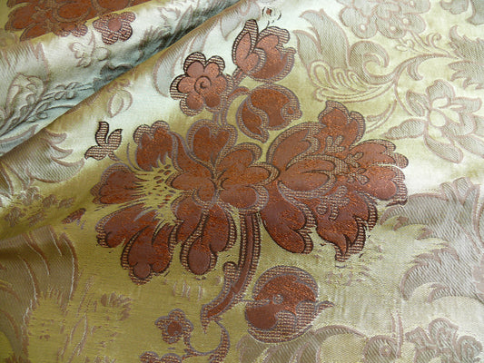 Yd Hiend Peony Bush Lampas Silk - Cognac