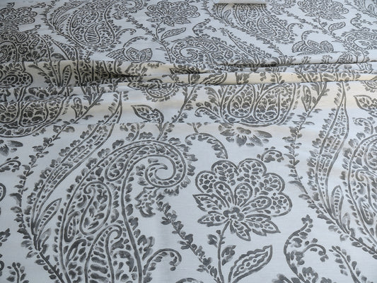 Scalamandre Lillian Paisley Silk Linen - White/Greys