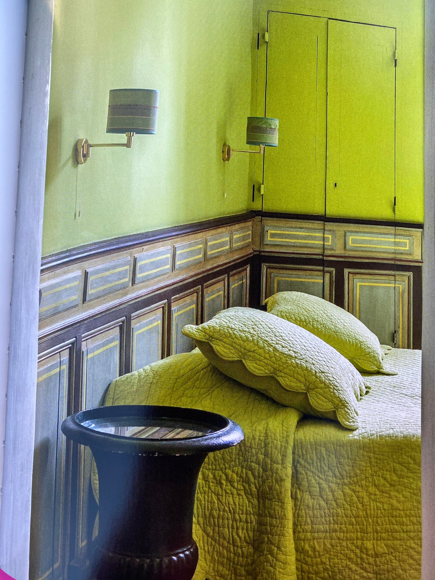 Scalamandre Slovenia Lime Green Large Crewel Flower Lampas Fr Italy Old World Weavers MSRP USD 290/Y