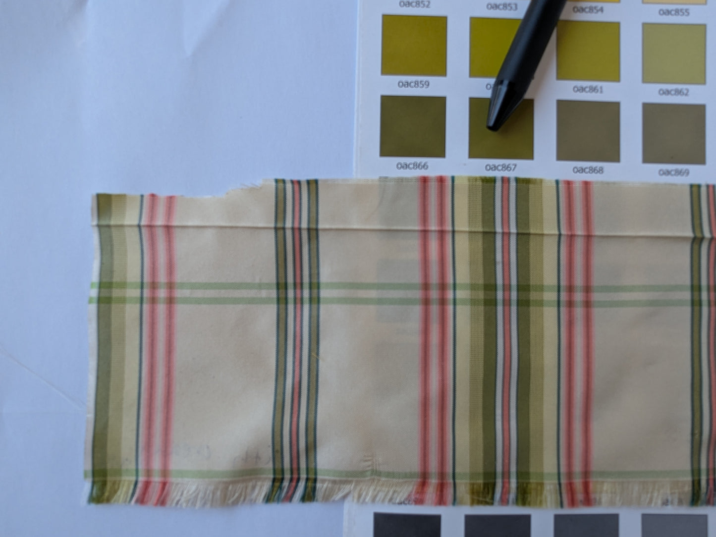 Scalamandre Leith Plaid Taffeta Cream Pink Green Stripe Silk Scottish Tartan MSRP USD 228/y