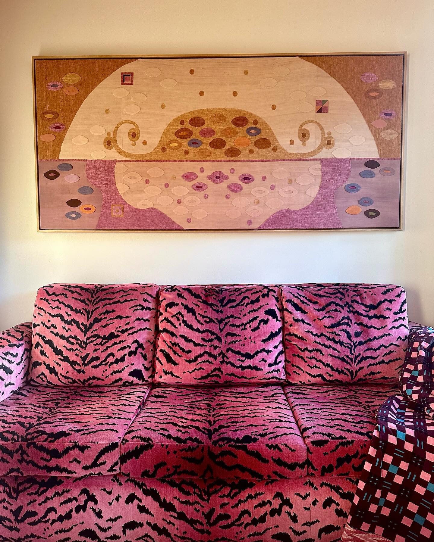 Scalamandre Tigre Jacquard Velvet Reds And Black MSRP USD 756/y