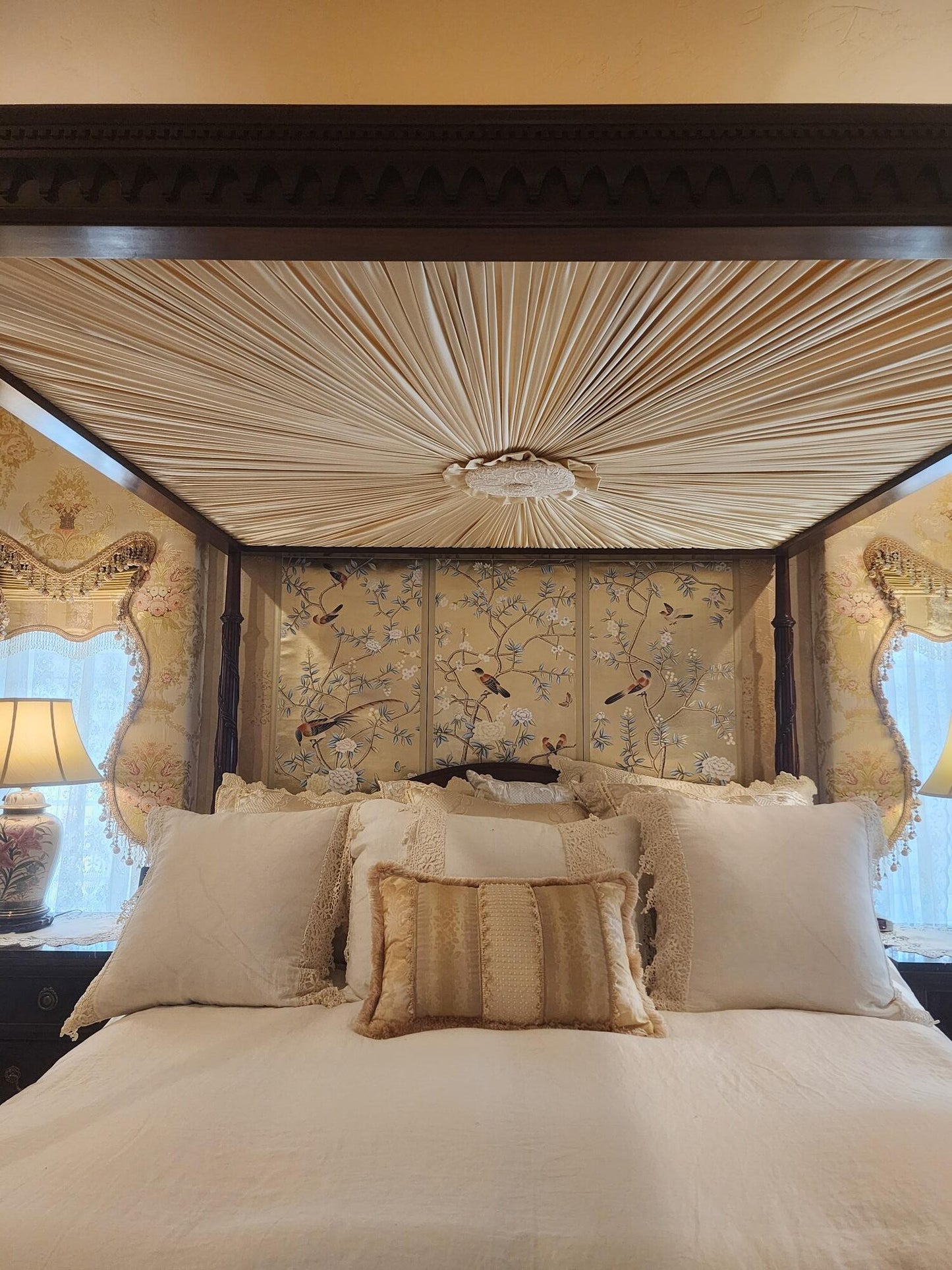 BY Yard Kravet Sophia Silk Bone White Silk Satin for Bridal Wedding Dress MSRP USD 169.90/y