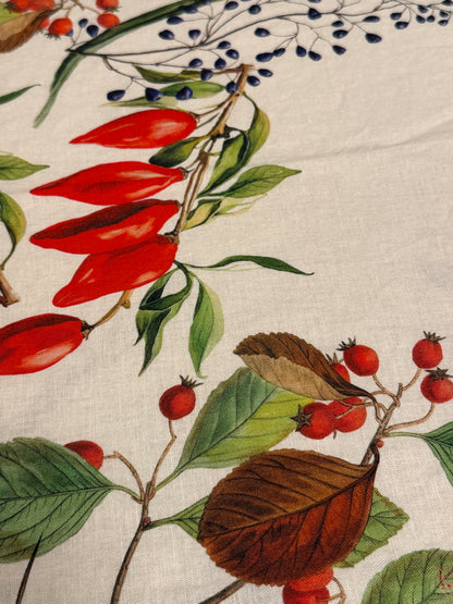 Garnier Thiebaut Piments Doux Caliente Spices and Red Peppers Green Gold Tablecloth 61"x61", Cotton-Linen Blend