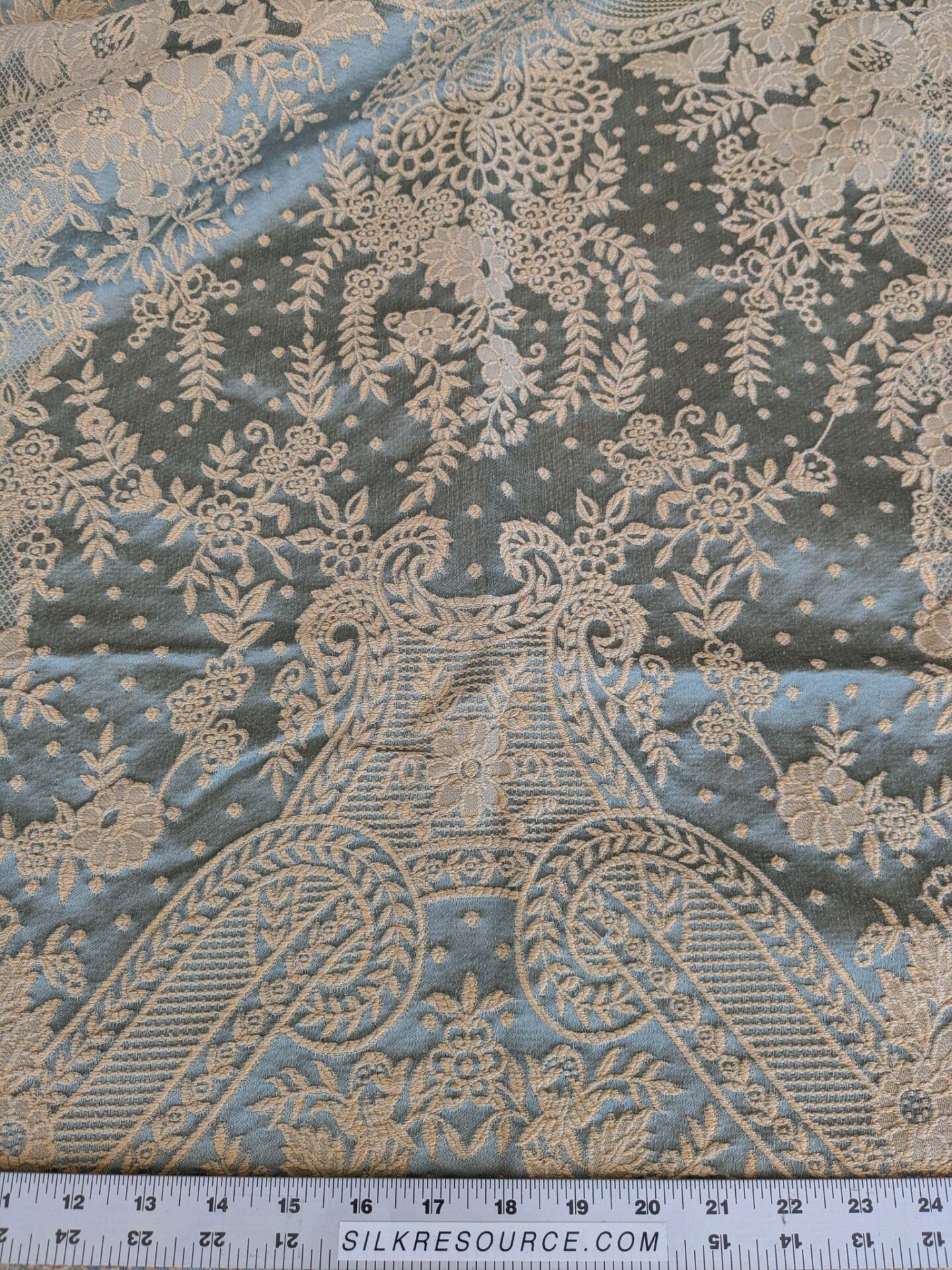 2 EV37 2.4yards Old World Weavers Ambliornite Grande Azure Blue Woven Gray Beige Floral Silk MSRP USD 500+/y