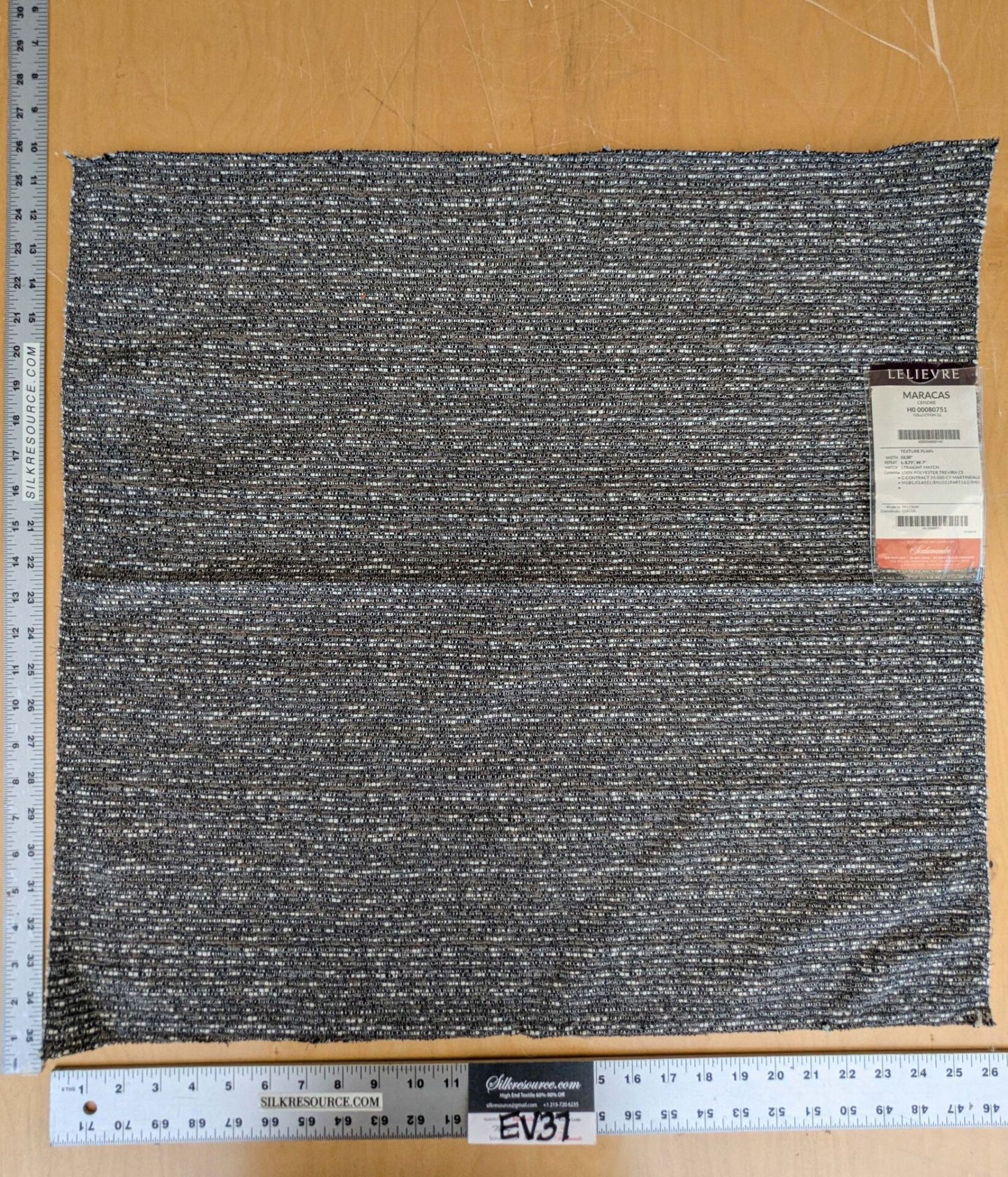51 EV37 26" x 26" Lelievre Paris Maracas Cendre Dark Gray Solid Texture Polyester