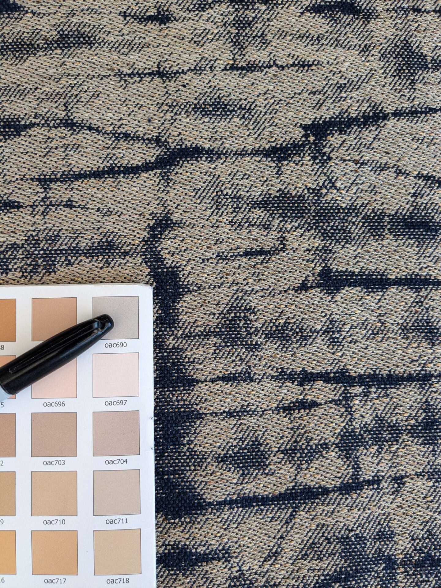 9 EV37 2.4 yards Scalamandre Shibori Weave Indigo Blue White Texture Silk Cotton