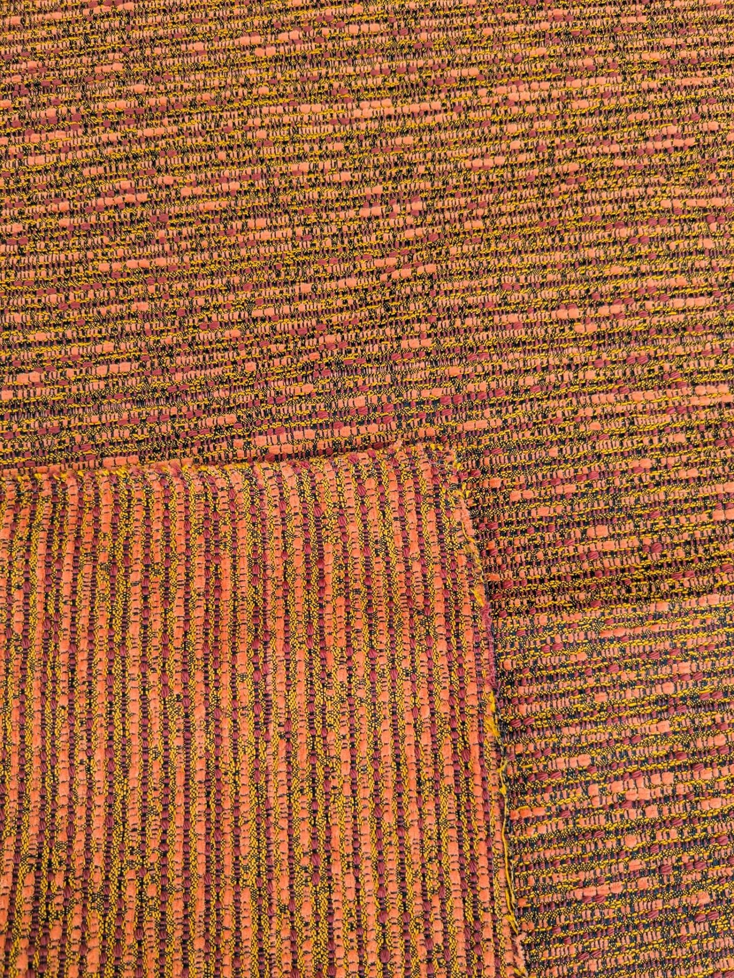 55 EV37 25" x 26" Lelievre Paris Maracas Sanguine Orange Solid Texture Polyester