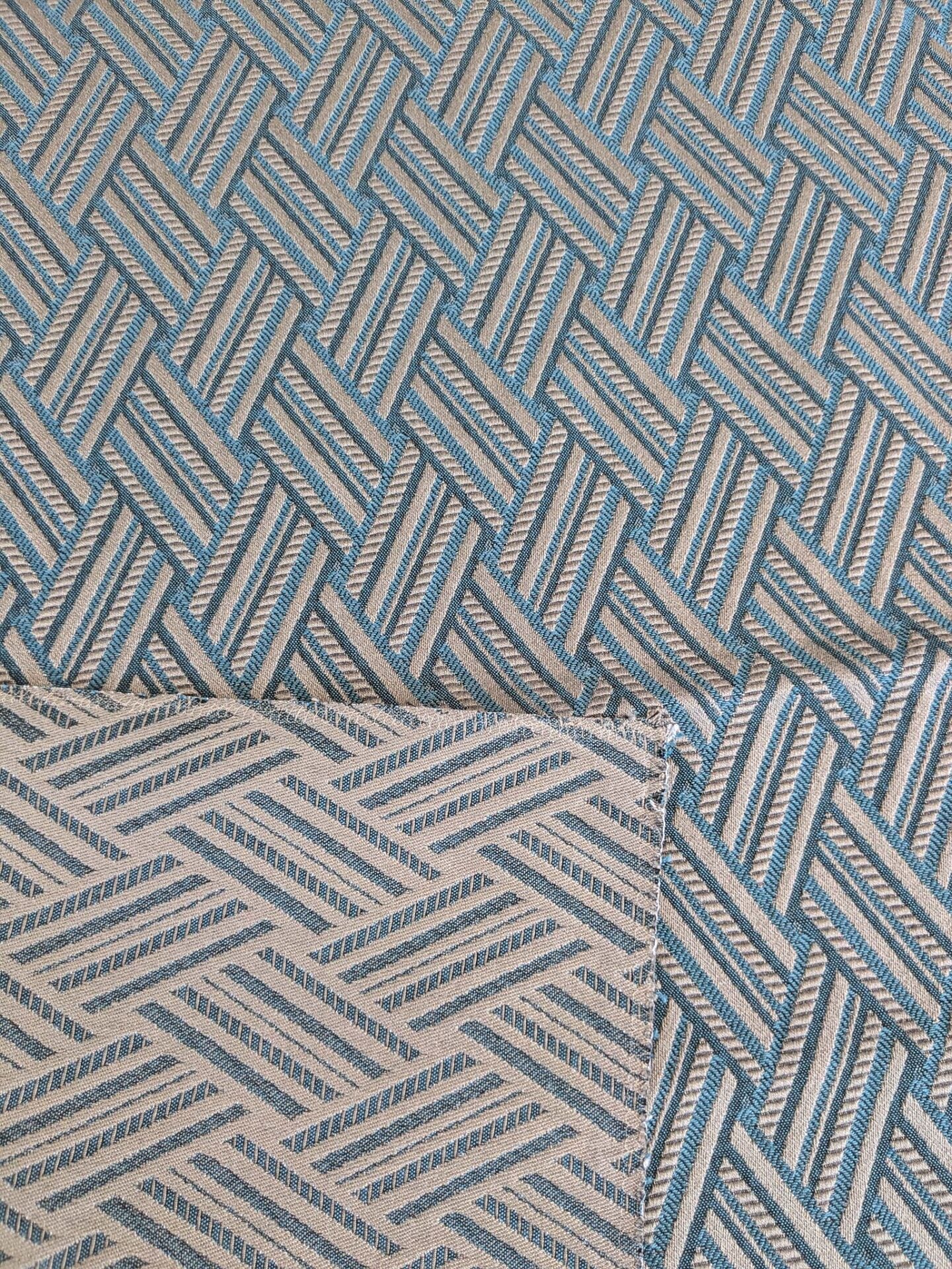 34 EV37 24" x 26" Lelievre Paris Vacoa Canard Blue Gray Diamond Ogee Viscose MSRP USD354/y