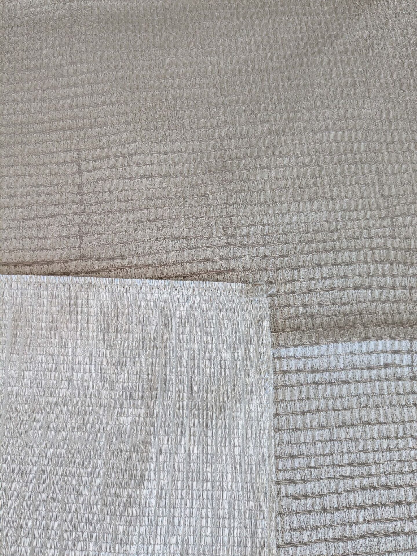 12 EV37 26" x 26" Aldeco Kali Sand Cream White Texture Solid Small Jacquard