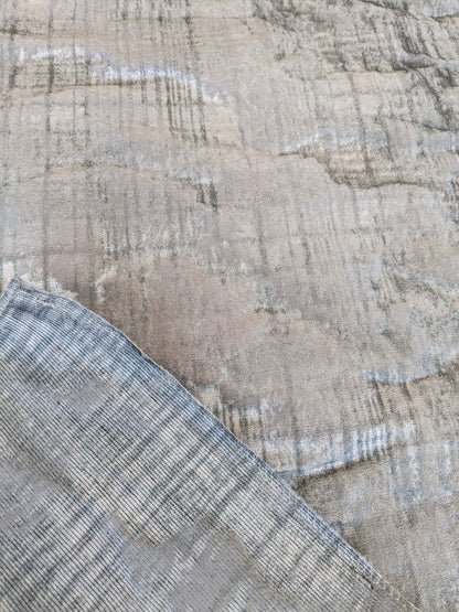 77 EV37 26" x 27" Old World Weavers Trilussa Grey  Abstract Large Jacquard