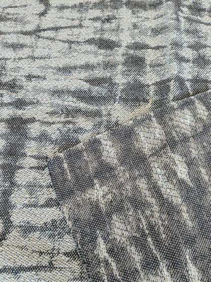 86 EV37 27" x 26" Scalamandre Shibori Weave Pewter Gray White Jacquard Abstract Texture MSRP USD 246/y