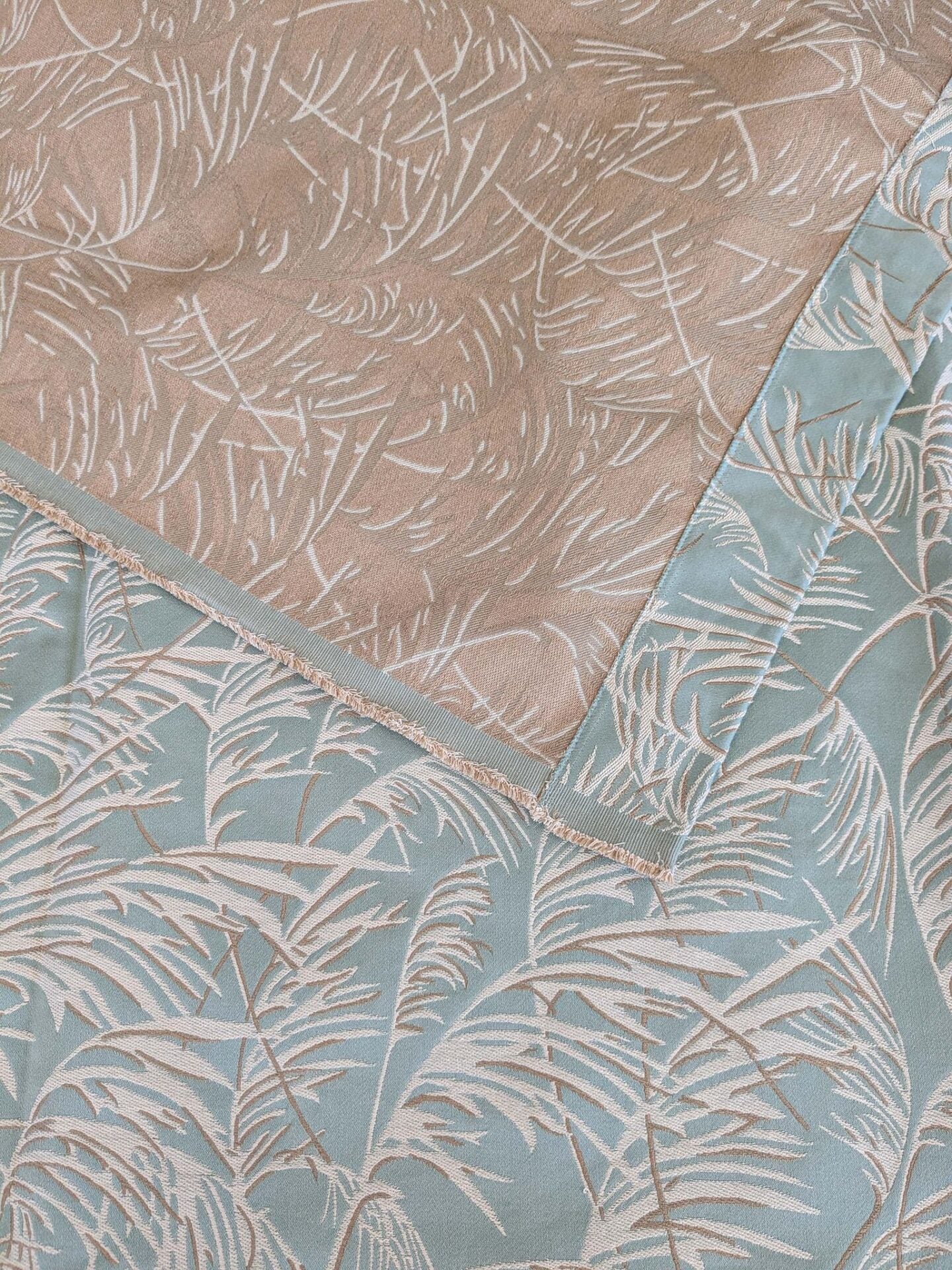8 EV37 2.4 yards Lelievre Paris Graminae Celadon Blue White Jacquard Wovens Grass